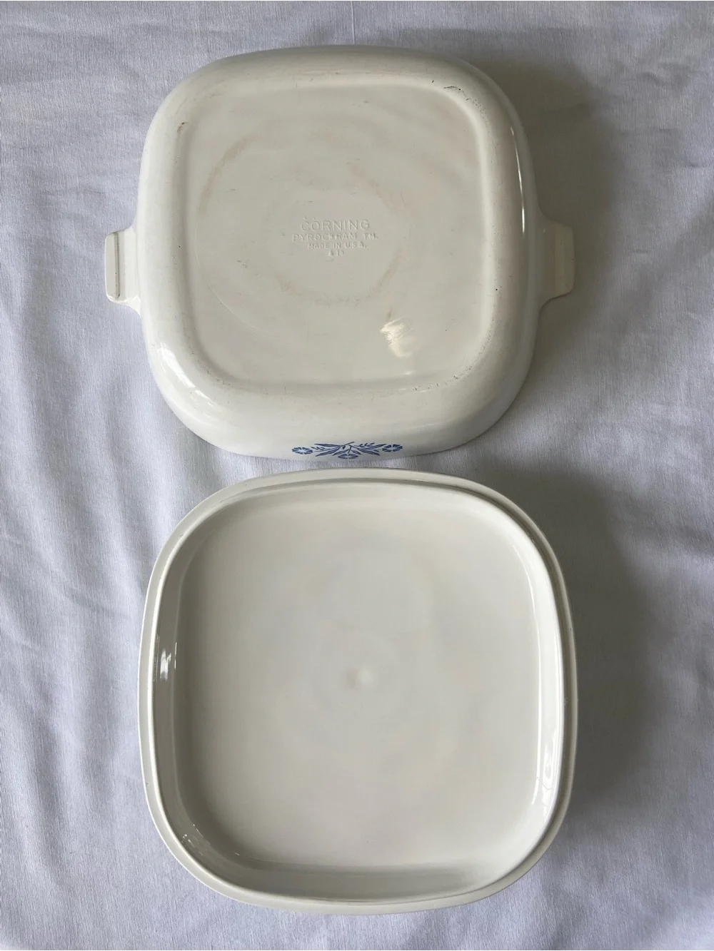 Corning Pyroceram Blue Cornflower 10” Sq.Casserole with Lid Vintage made in USA